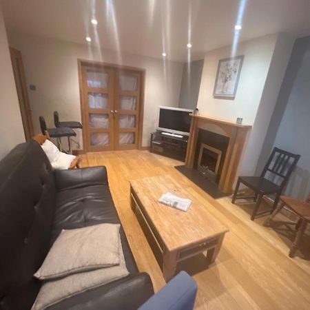 Theldon Lägenhet Luton  Exteriör bild