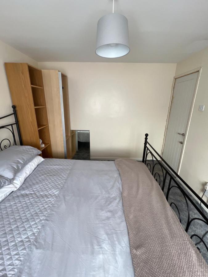 Theldon Lägenhet Luton  Exteriör bild